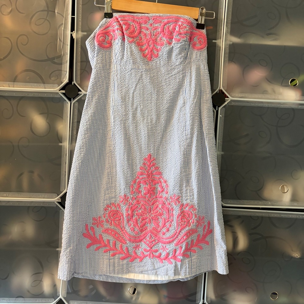 Lilly Pulitzer Blue White Seersucker Strapless Dress Pink Embroidery Beaded 2